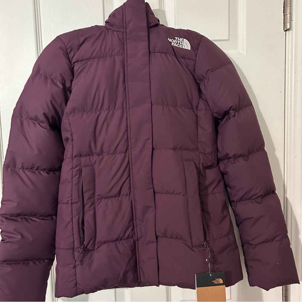 THE NORTH FACE Women's Gotham Insulated Jacket, Blackberry Wine, X-Small